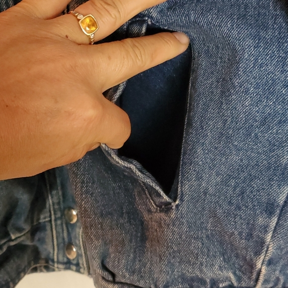 Vintage denim jacket - Picture 4 of 10